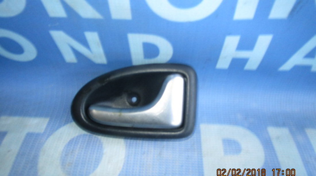 Manere portiere (interior) Renault Clio ;  8200028994 // 8200028995