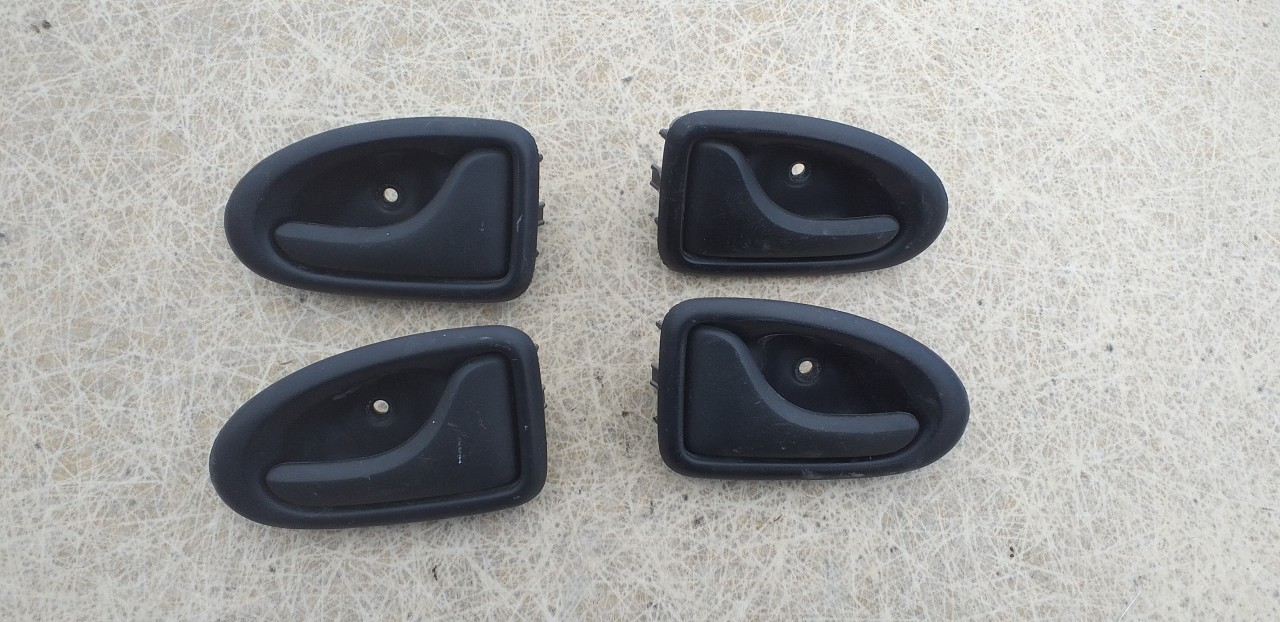 Manere  Usi Interior  Dacia Logan Mcv 2005 2012
