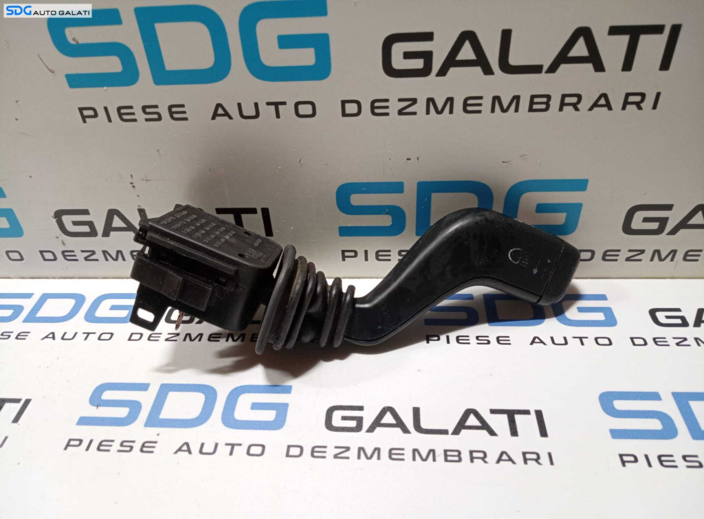 Maneta Bloc Lumini Semnalizare Opel Vectra B 2002 - 2008 Cod 90560990 90560991 13142073 13142074 12263700 12263600 12263701 12263601 12263702 12263602 [M4540]