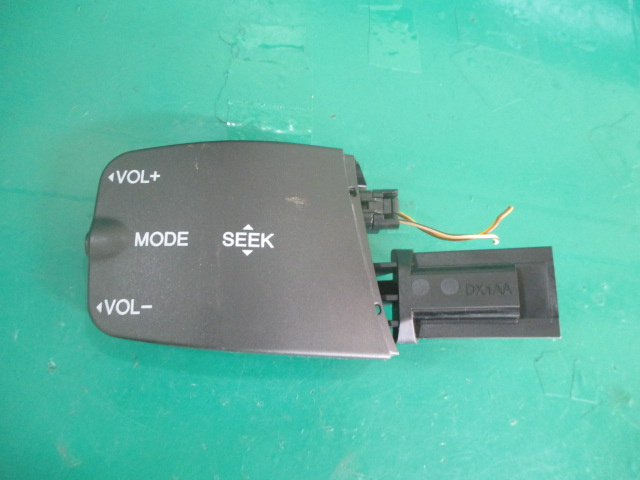 MANETA / COMANDA VOLUM RADIO CD FORD FOCUS 2 FAB. 2004 – 2010 ⭐⭐⭐⭐⭐