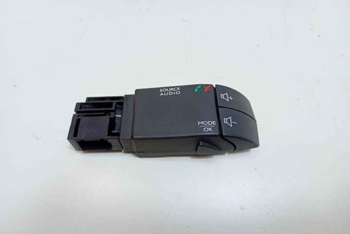 Maneta comenzi audio 255522448R Dacia Dokker