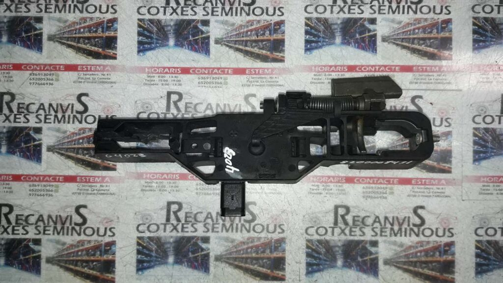 MANETA fata RENAULT ESPACE 4 8200008431 / 8200008431
