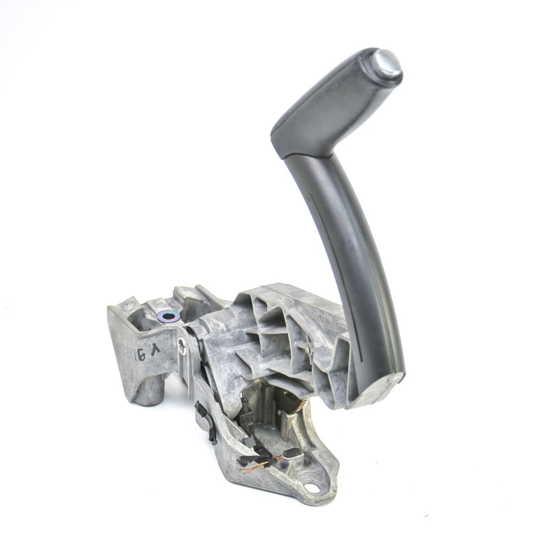 Maneta Frana De Mana Audi A3 (8P) 2003-2013 1.6 Bgu Benzina 8P0711303A, 8P0 711 303 A, 8P0 711 303 , 8P0711303