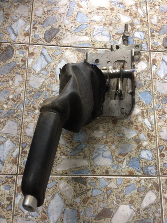 Maneta frana de mana Ford Mondeo MK4 [2007 - 2010] Liftback 2.0 TDCi DPF AT (140 hp) MK4 (BA7) TITANIUM