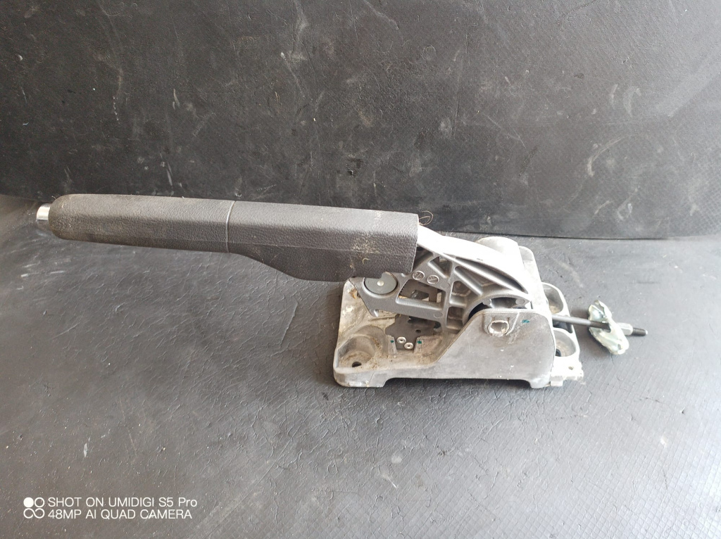 Maneta frana de mana Seat leon/Vw golf 5 - COD 1k0711303