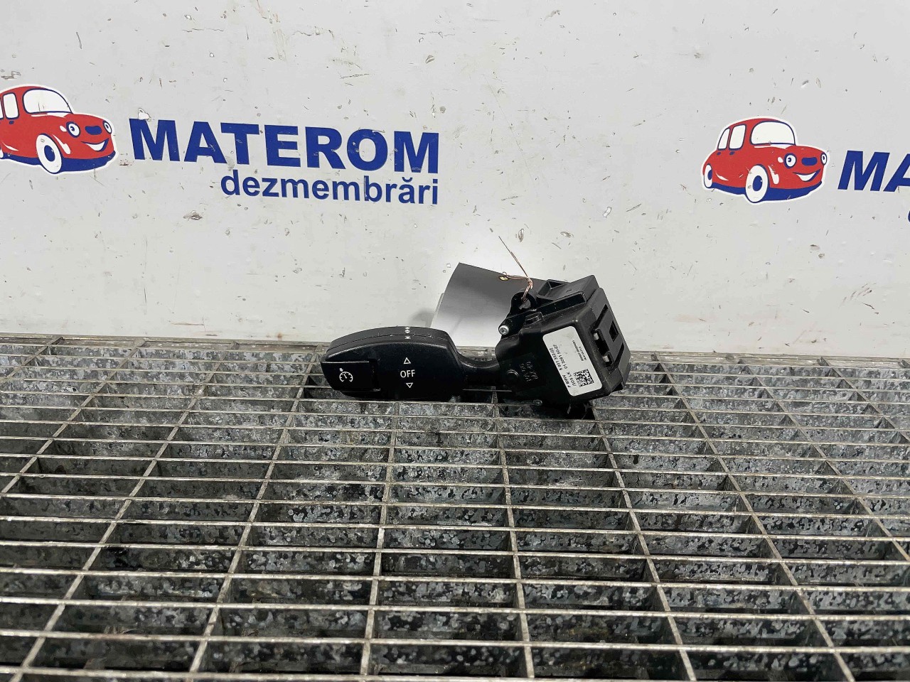 MANETA PILOT AUTOMAT BMW SERIA 5 E 60 SERIA 5 E 60 - - (2007 2010)
