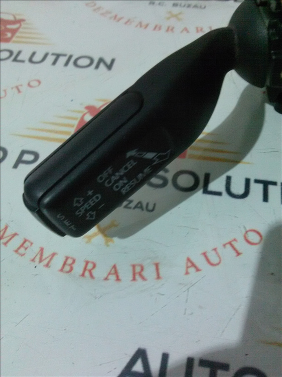 Maneta pilot automat VOLKSWAGEN PASSAT B6 2.0 TDI an fabr. 2010