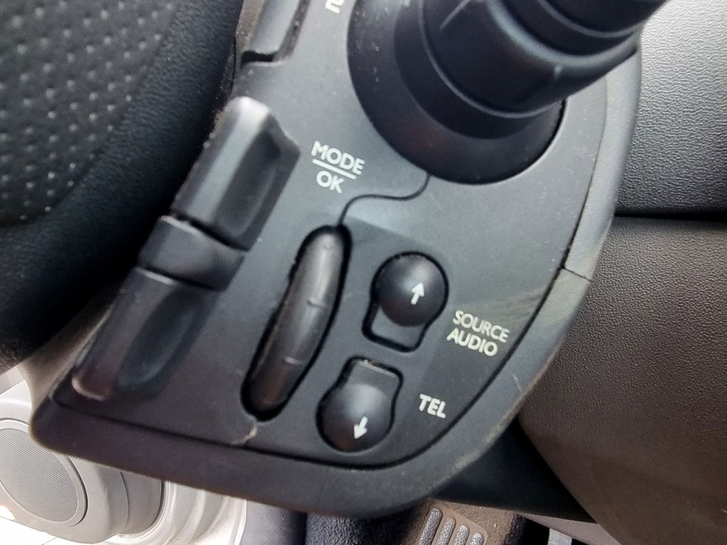 Maneta reglaj volan Renault Scenic 2 [Fabr 2003-2008] 1.5 DCI K9K734 76KW / 103CP