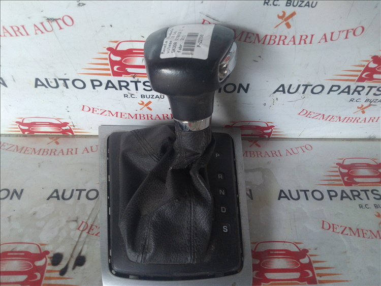 Maneta schimbator viteze 2.0 tdi SKODA OCTAVIA 2 an fabr. 2011