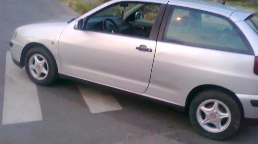 Maneta schimbator viteze de seat ibiza 2000