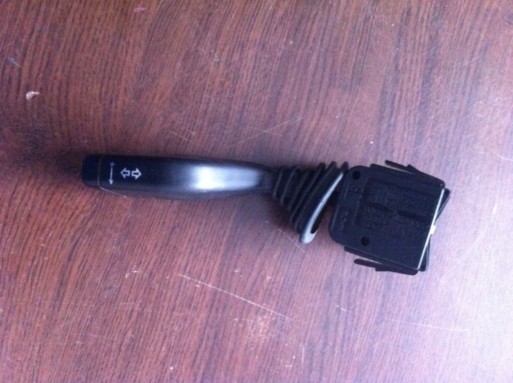 Maneta semnal Opel Corsa B [1993 - 2000] Hatchback 5-usi 1.4 MT (60 hp) B (73_ 78_ 79_)