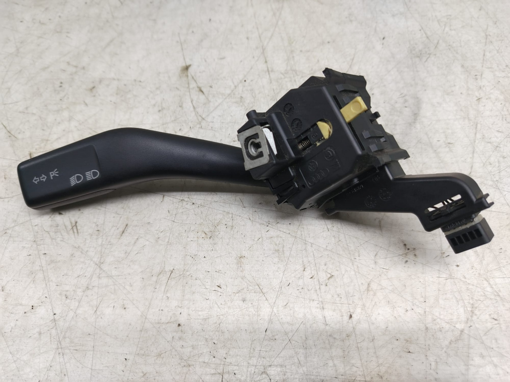 Maneta semnalizare 1k0953513 Volkswagen VW Jetta 5 [2005 - 2011]