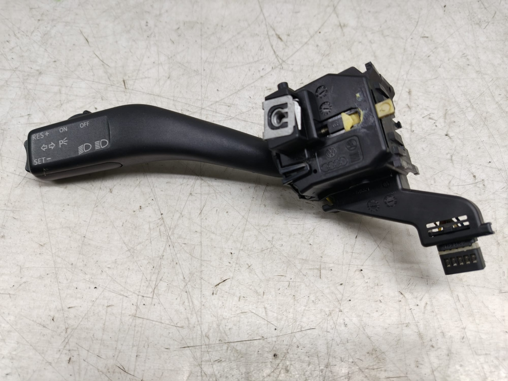 Maneta semnalizare 1k0953513a Volkswagen VW Jetta 5 [2005 - 2011]
