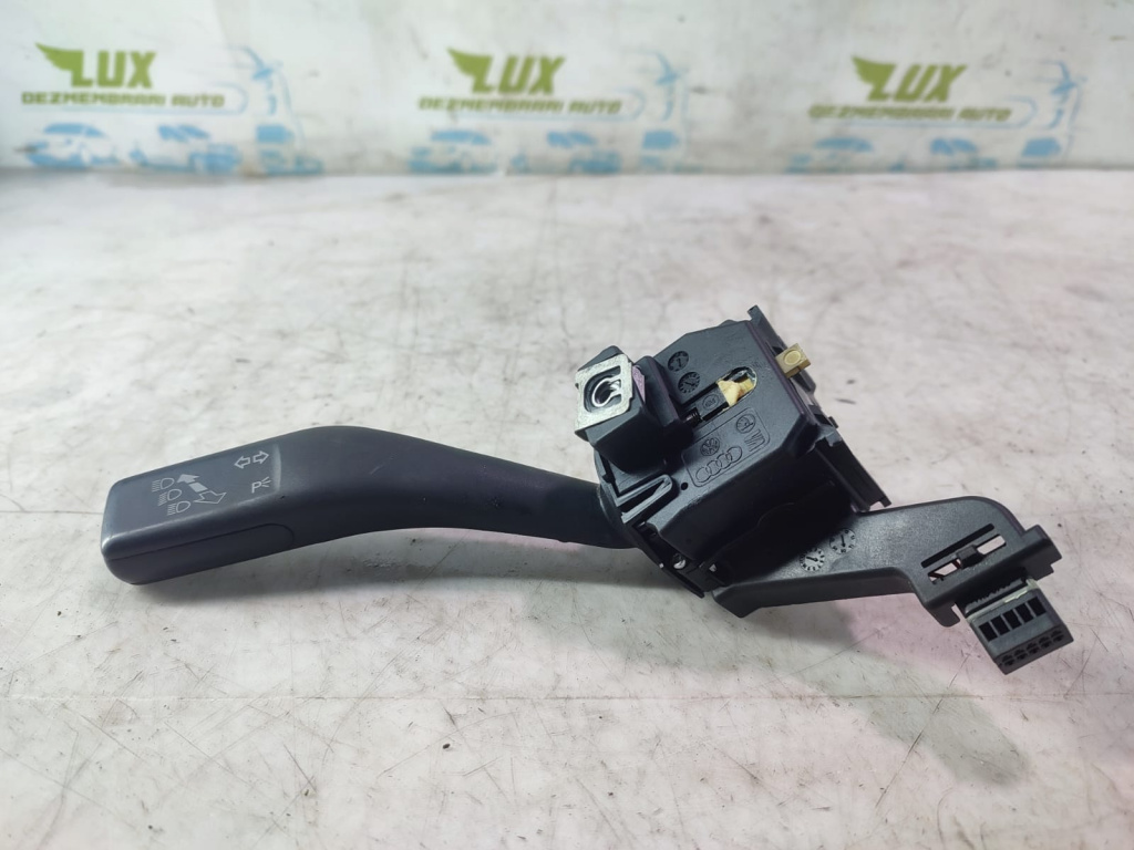 Maneta semnalizare 1K0953513E Volkswagen VW Golf 5 [2003 - 2009] 1.9 BLS