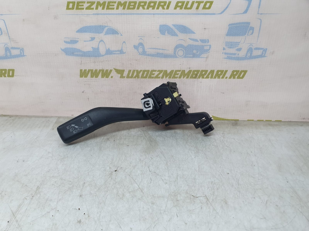 Maneta semnalizare 1k0953513e Volkswagen VW Golf 5 [2003 - 2009]