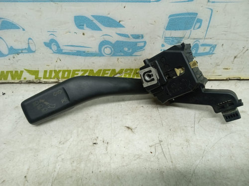 Maneta semnalizare 1k0953513e Volkswagen VW Tiguan 5N [2007 - 2011]