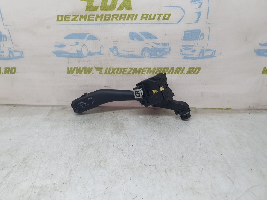 Maneta semnalizare 1k0953513g Volkswagen VW Jetta 5 [2005 - 2011]