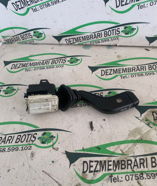 Maneta semnalizare 90 221 174 122 399 03 90 221 174 122 399 03 Opel Vectra B [facelift] [1999 - 2002] wagon 5-usi 1.8 MT (116 hp)