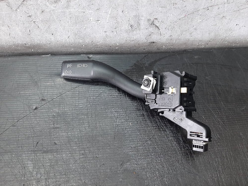 Maneta semnalizare audi a3 8p 8p0953513a