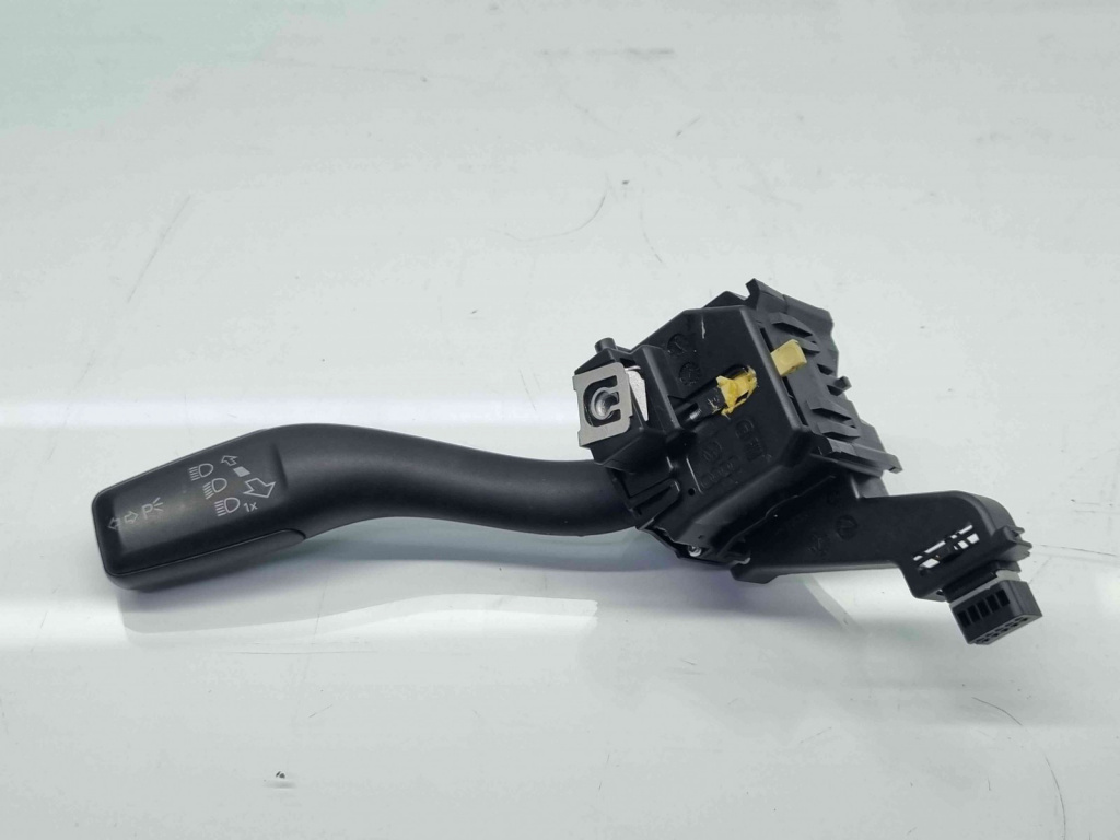 Maneta semnalizare Audi A3 Sportback (8PA) [Fabr 2004-2013] 8P0953513E