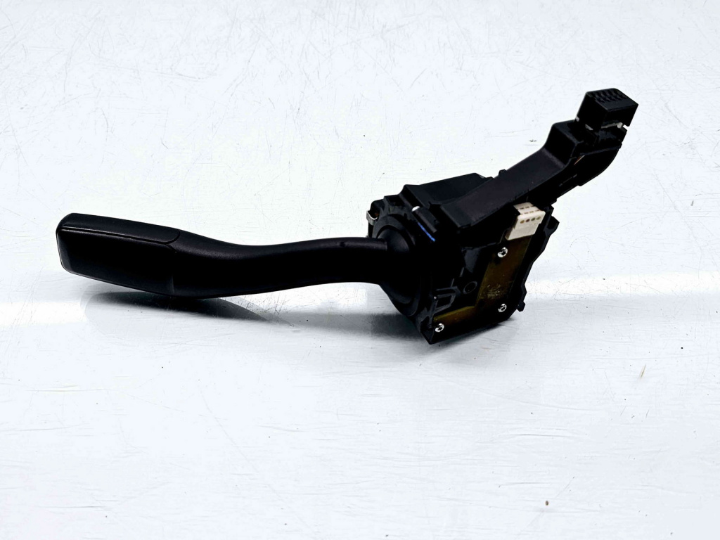 Maneta semnalizare Audi A3 Sportback (8PA) [Fabr 2004-2013] Facelift 8P0953513E