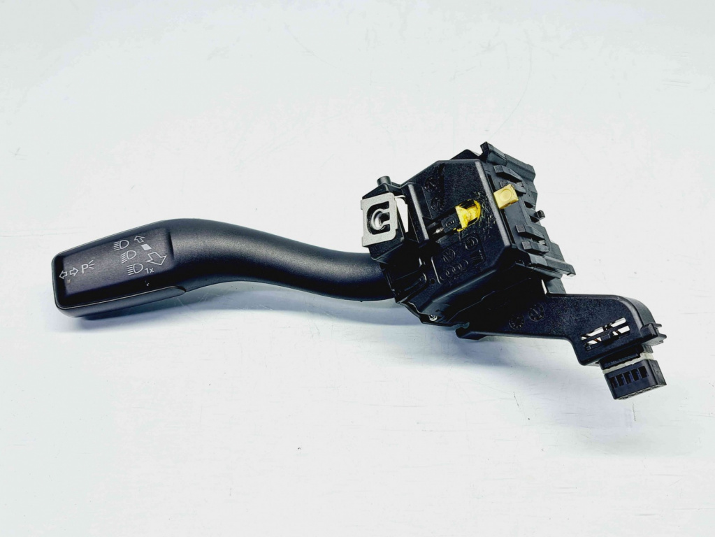 Maneta semnalizare Audi A3 Sportback (8PA) [Fabr 2004-2013] 8P0953513E