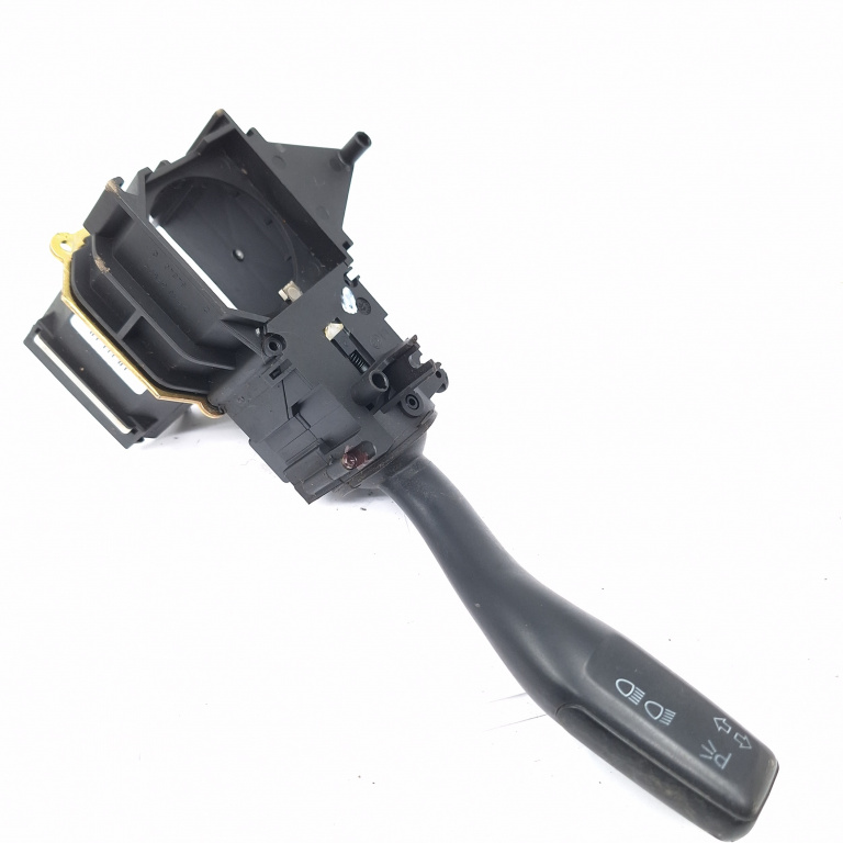 Maneta Semnalizare Audi A4 B6 (8E) 2000-2004 1.9 Tdi Avb Motorina 8E0953513A, 8E0-953-513-A, 01104401, 2510021800, Saeqb98