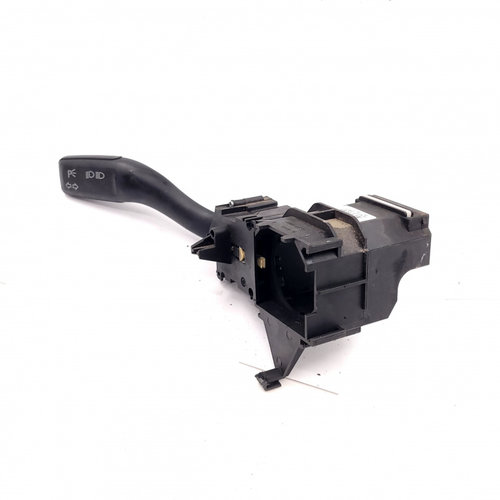 Maneta Semnalizare Audi A4 B7 (8E) 2004 - 2008 Motorina 4E0953513E, K0301104601