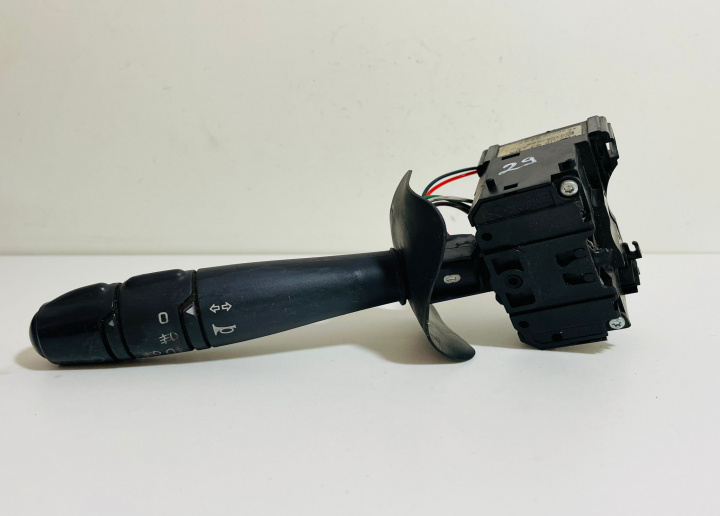 Maneta Semnalizare Bloc Lumini 901057668 / 8200792587 / 820079 2587 Dacia Duster [2010 - 2013]