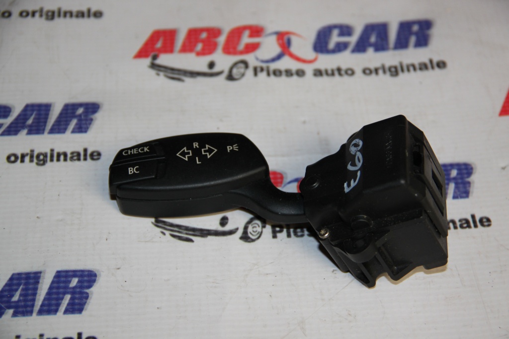 Maneta semnalizare BMW Seria 5 E60 cod: 6924103B model 2007