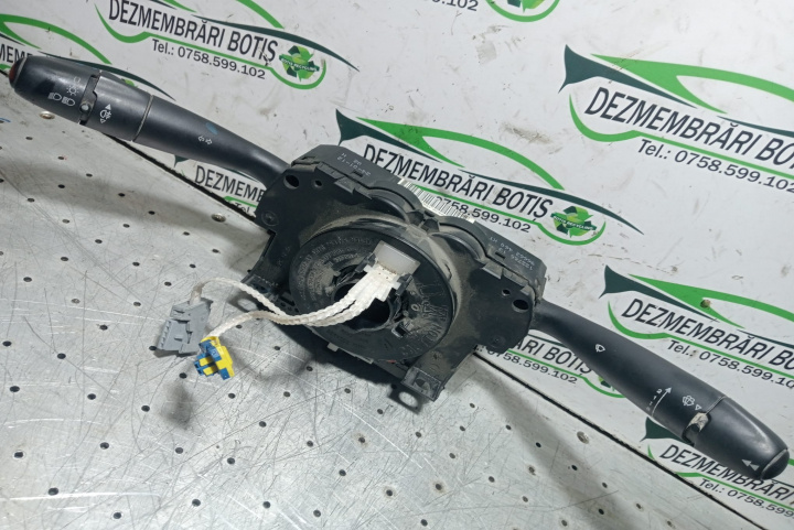 Maneta semnalizare Citroen Berlingo 2 [2008 - 2012] Minivan 1.6 HDi MT (75 hp)