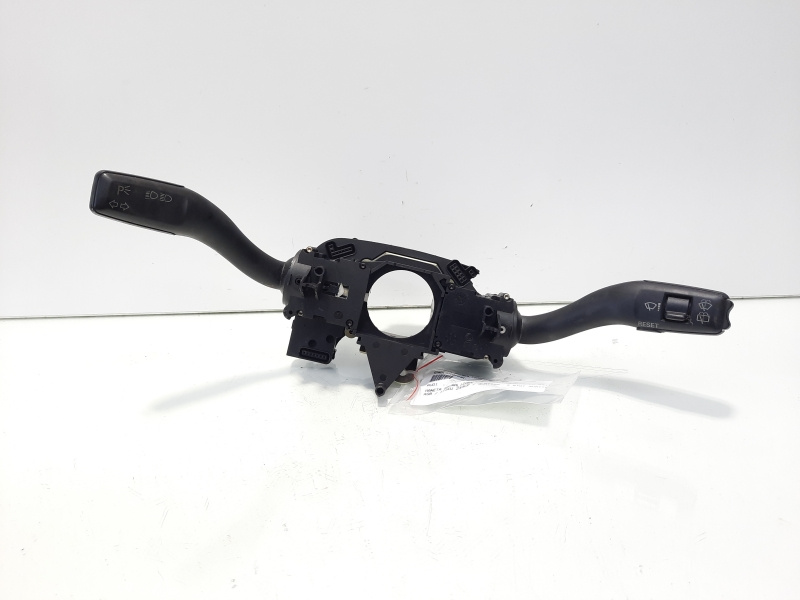 Maneta semnalizare cu maneta stergator, Audi A6 (4F2, C6) (id:610279)