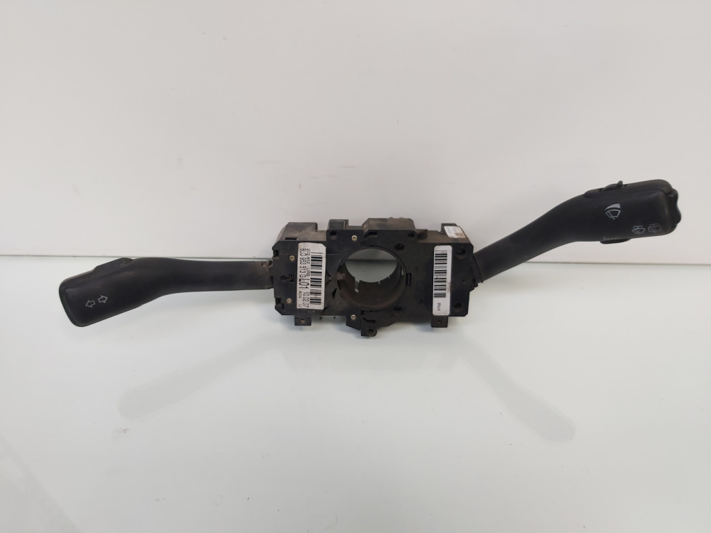 Maneta semnalizare cu maneta stergator, cod 4B0953503H, Vw Golf 4 (1J1) (id:694263)