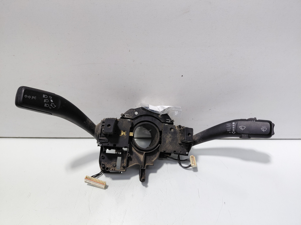 Maneta semnalizare cu maneta stergator, cod 8K0953502BC, Audi A5 Cabriolet (8F7) (idi:698112)