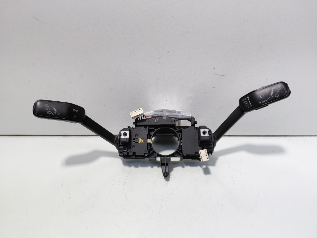 Maneta semnalizare cu maneta stergator, cod 5Q0953507AB, Skoda Octavia 3 (5E3) (id:699018)