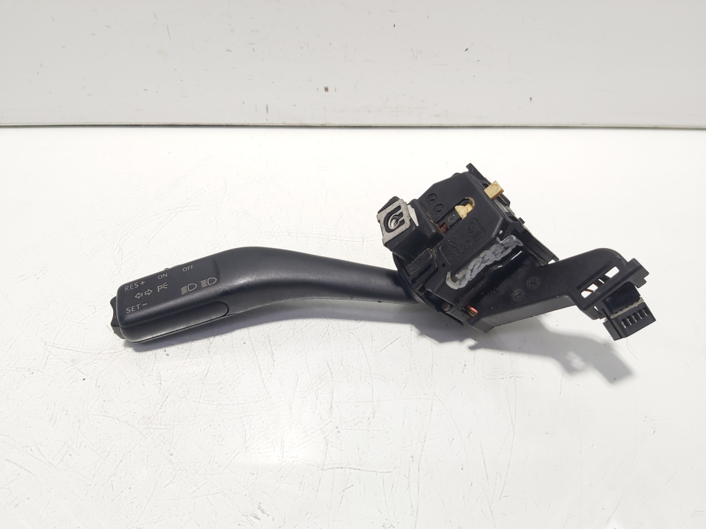 Maneta semnalizare cu tempomat, cod 1K0953513A, VW Touran (1T1, 1T2) (id:642003)