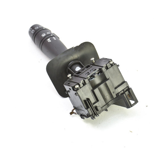 Maneta Semnalizare Dacia SANDERO 1 2008 - 2012 Benzina 8200792584, 82 007 925 84, 8200 792 584, 9010...
