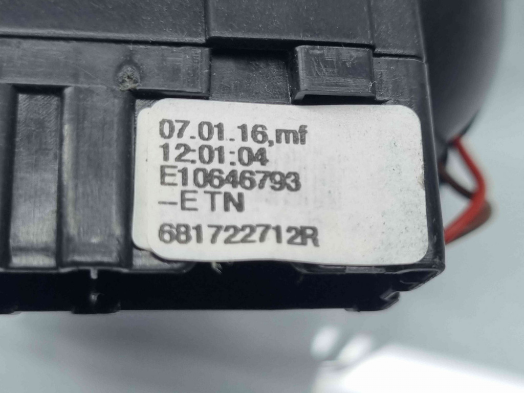 Maneta semnalizare Dacia Sandero 2 [Fabr 2012-prezent] 681722712R