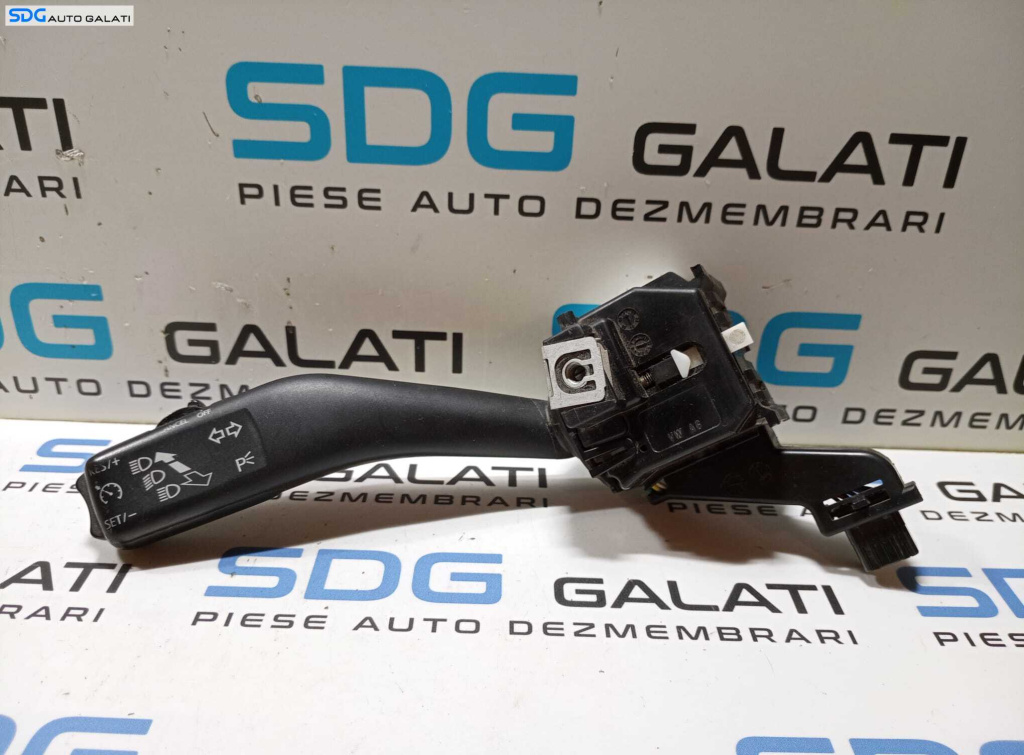 Maneta Semnalizare Faza Lunga Scurta Audi A3 8P 2004 - 2008 Cod 1K0953513G [M4843]