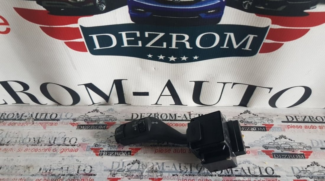 Maneta semnalizare Ford Focus 2 4m5t-13335-bd