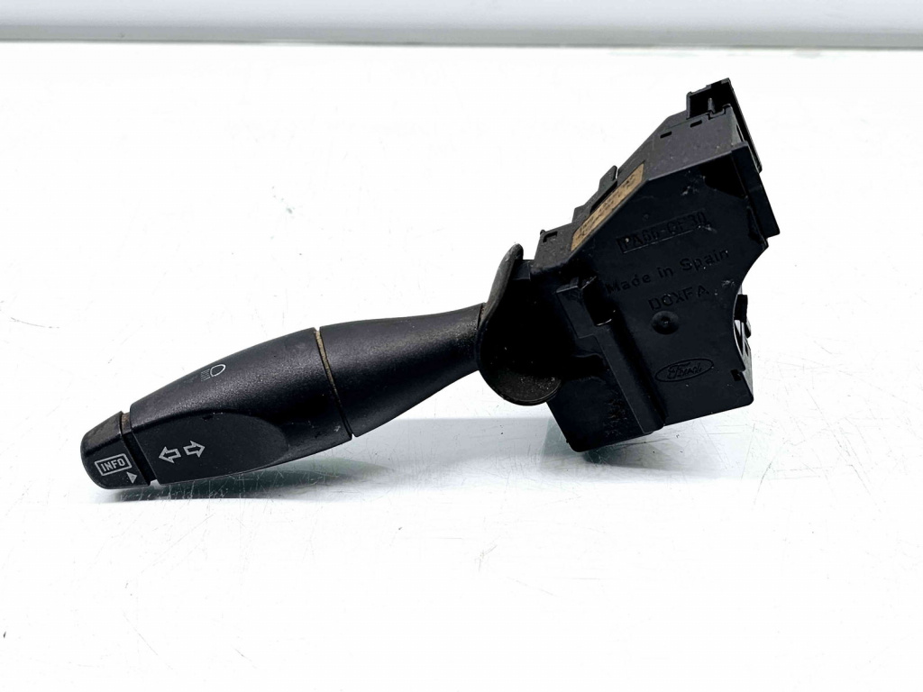 Maneta semnalizare Ford Mondeo 3 Combi (BWY) [Fabr 2000-2007] 1S71-13335-BD