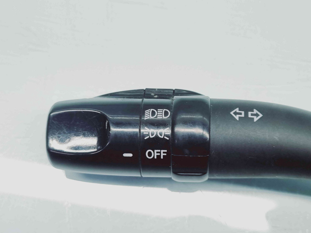 Maneta semnalizare Hyundai Santa Fe 2 (CM) [Fabr 2005-2012] 202004727