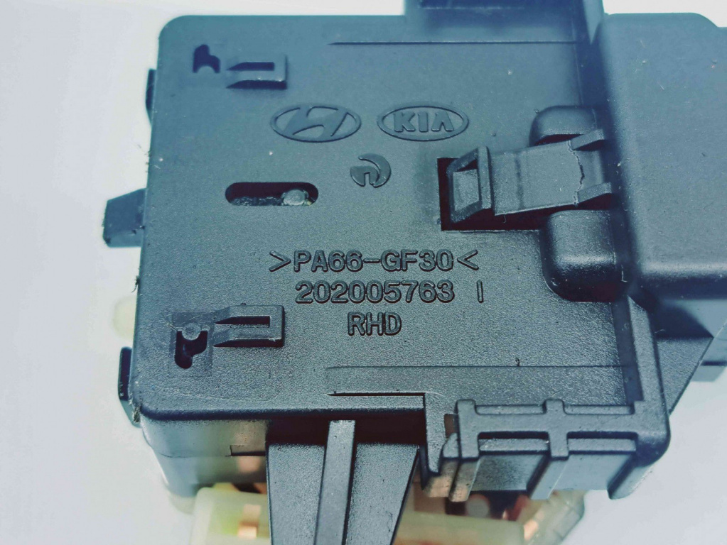 Maneta semnalizare Hyundai Santa Fe 2 (CM) [Fabr 2005-2012] 202005768