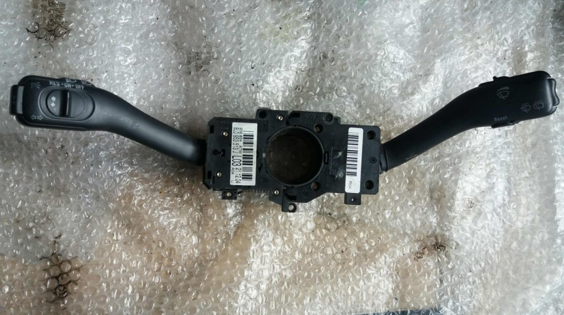 Maneta semnalizare maneta stergatoare cu compiuter bord pilot automat skoda fabia rs 1.9 tdi 8l0953513j