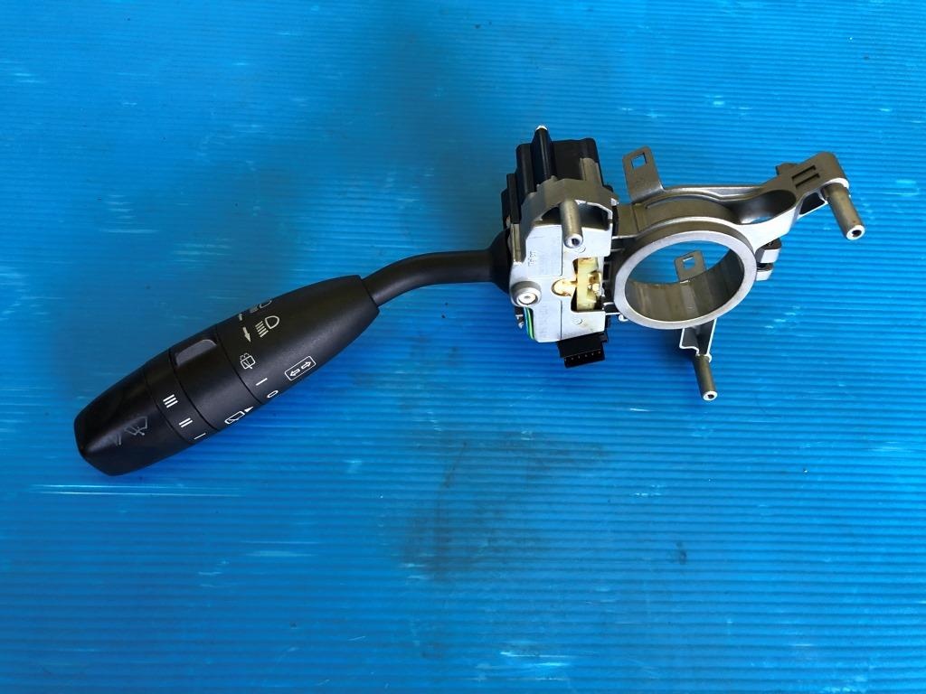 Maneta semnalizare Mercedes B Class w245 2006