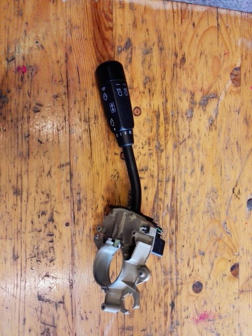 Maneta semnalizare mercedes c class w203 A2035450010