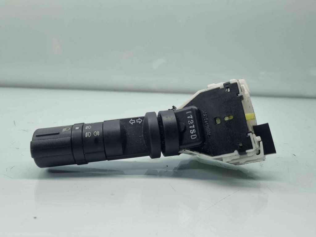 Maneta semnalizare Nissan Qashqai Facelift (2) [Fabr 2009-2013] 14425