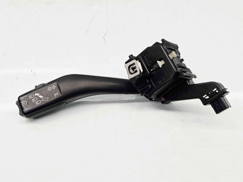 Maneta semnalizare Seat Leon (1P1) [Fabr 2005-2011] 1K0953513G