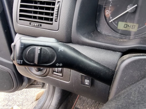 Maneta semnalizare Skoda Octavia 1 Combi (1U5) [Fabr 1998-2010] 1.6 BENZ BFQ 75KW / 102CP