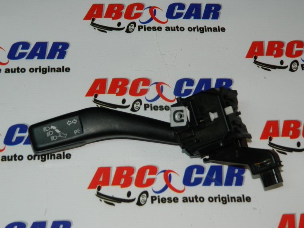 Maneta semnalizare Skoda Octavia 2 1Z model 2004 - 2013 cod: 1K0953513E